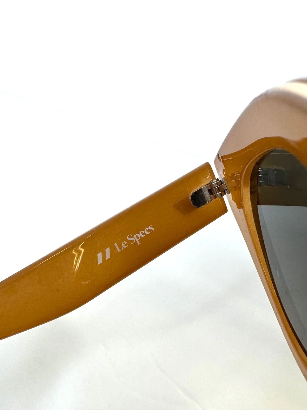 LE SPECS Air Heart Cat Eye Sunglasses Caramel With Gold